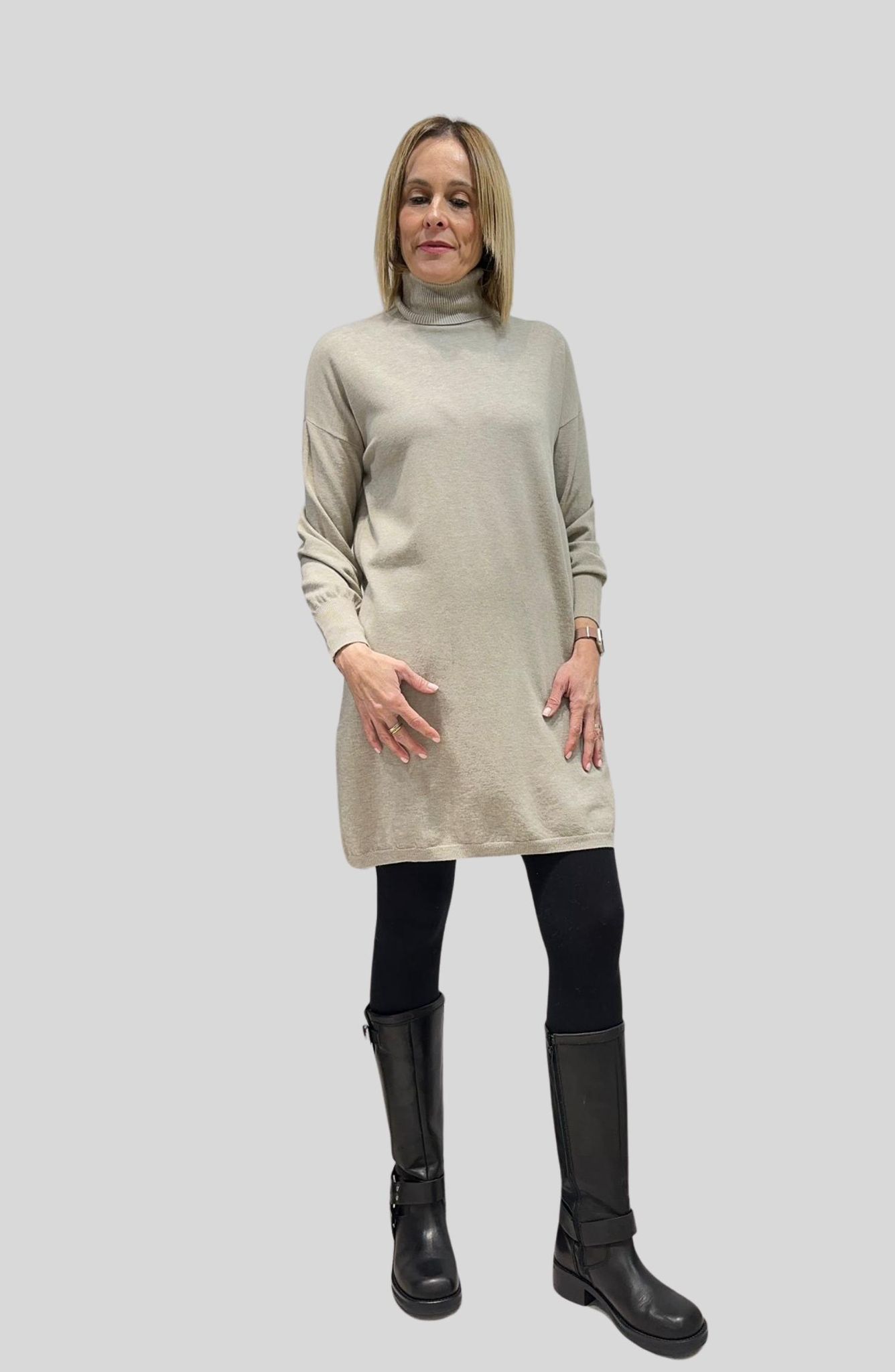 Vestido cuello alto - Imagen 3