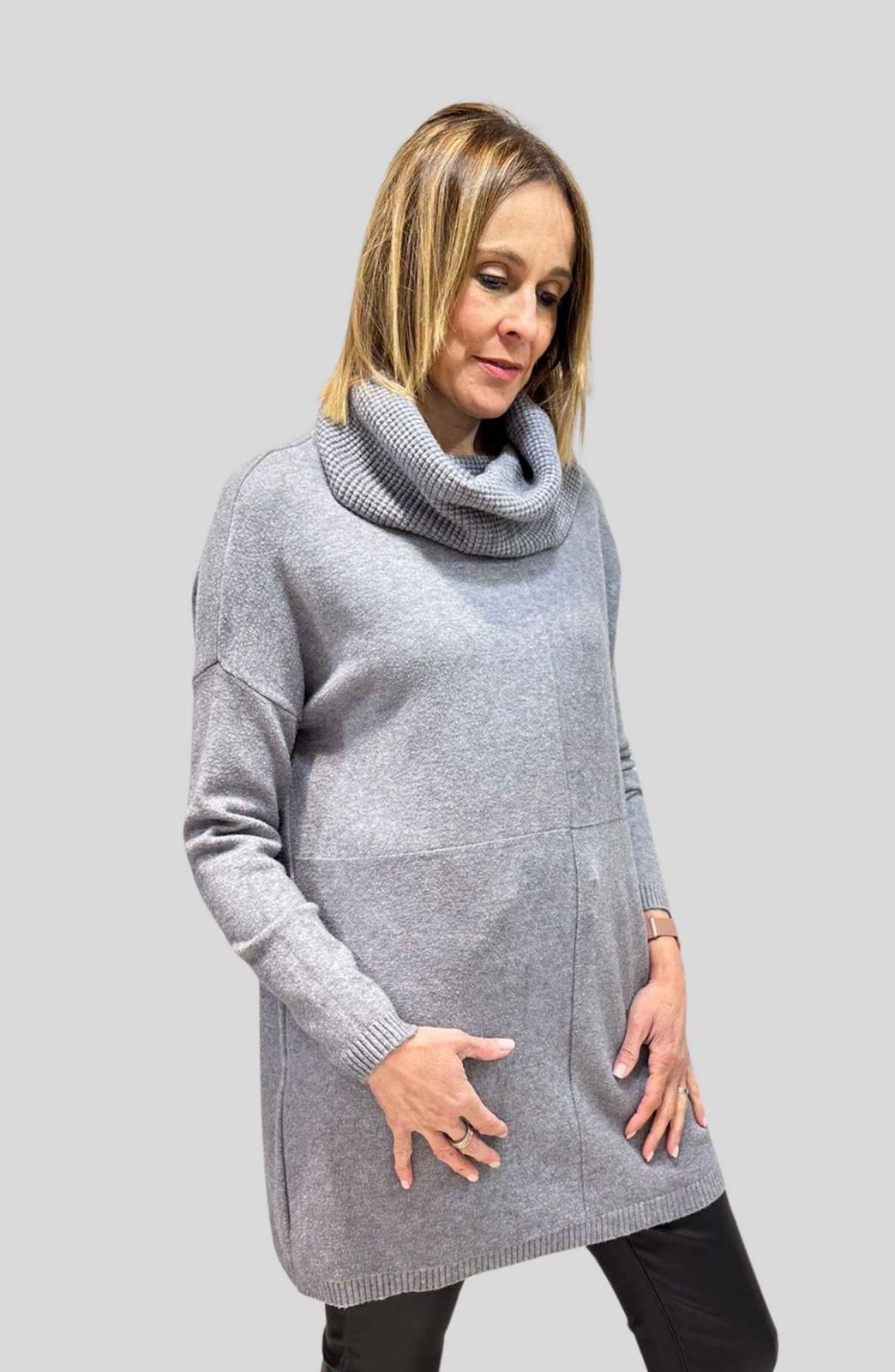 Vestido cuello vuelto - Imagen 2